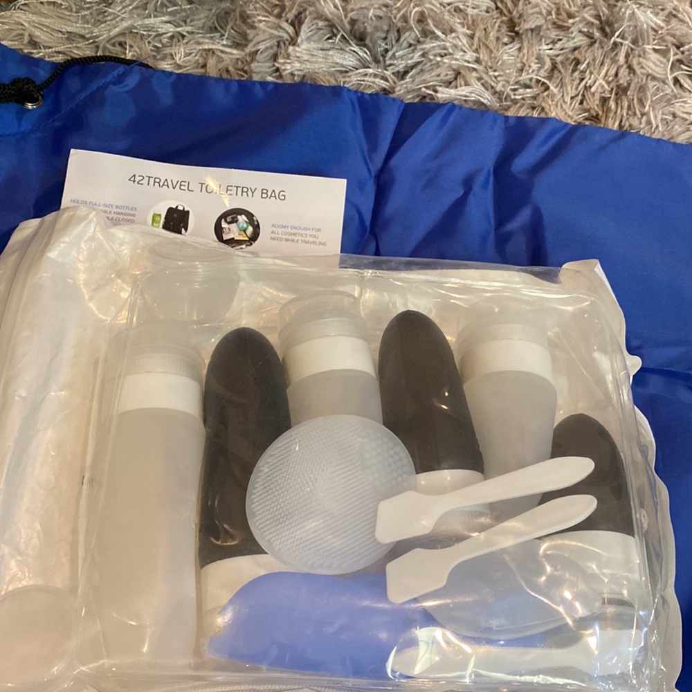 Travel bundle - Picture 11 of 11
